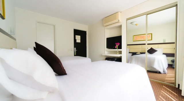 Двухместный номер Executive Roosevelt Hotel & Suites