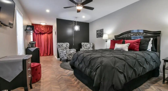 Студия The Village Suites