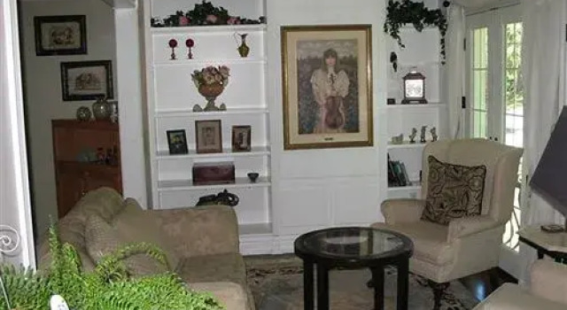 Le Papillon Bed and Breakfast, Varaa Hotelli Niagara Wine Region Ontario
