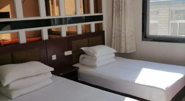 Номер Standard Qianxi Yingchun Hotel