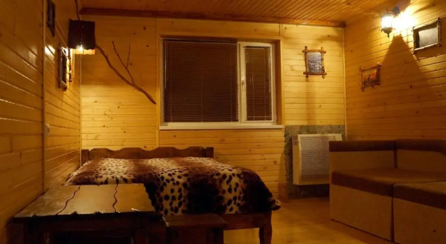 Usadba Okhotnichiy Dvor, Prenota Casa vacanze Hotel a Ivano-Frankovsk con parcheggio, Parcheggio