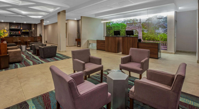 La Quinta by Wyndham Aguascalientes, Rezerwuj Hotel Peñuelas Aguascalientes
