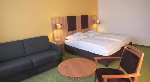 Трёхместный номер Standard Hotel Stadt Pasing