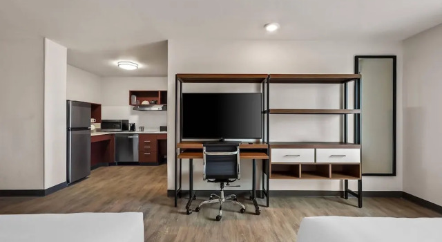 Четырёхместный люкс Everhome Suites El Paso Airport Near Fort Bliss by Choice Hotels