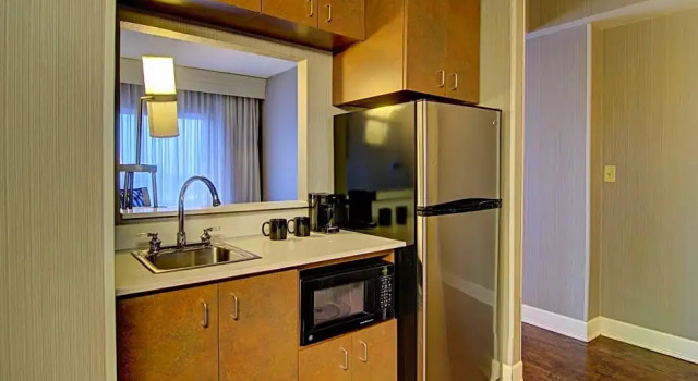 Двухместный люкс Courtyard by Marriott Tysons McLean