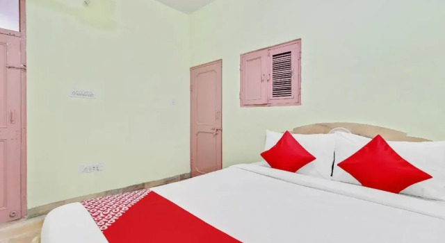 OYO Flagship 46695 Red Tomato Palace Spot On, Rezervovat Hotel Džajpur 