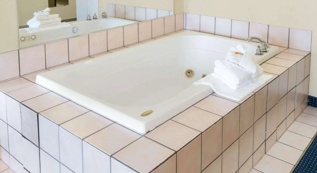 Двухместный номер Standard Quality Inn Lakeville North