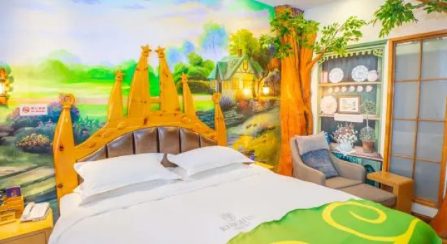 Коттедж Knight's Hotel Europark Resort