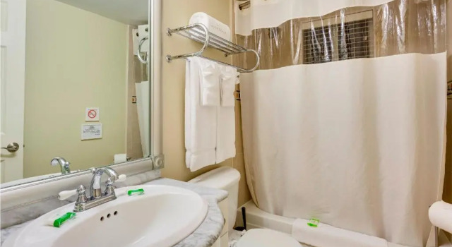 Люкс Sun Harbour Boutique Hotel