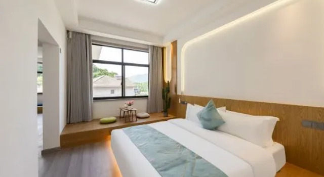 Двухместный семейный люкс с 2 комнатами Anji Yunqian Homestay