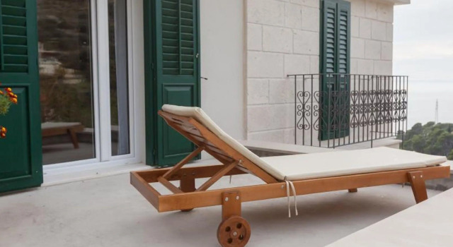Luxurious Holiday Home in Makarska with Hot Tub, Buchen Sie Ferienhaus Hotels in Gespanschaft Split-Dalmatien mit Pool, Schwimmbad