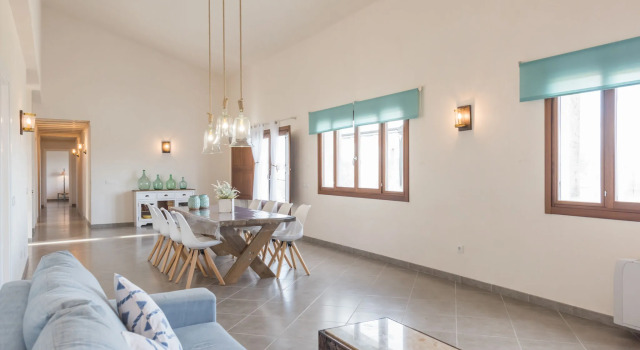 Holiday Home Sa Casa Rotja, Rezerwuj Dom wakacyjny Hotele w Majorka z parkingiem, Parking