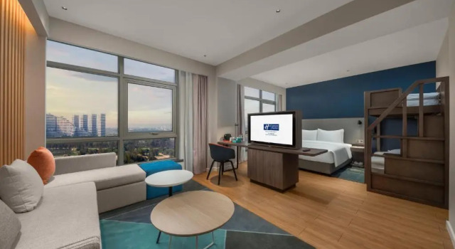 Люкс Holiday Inn Express Beihai Silver Beach by IHG