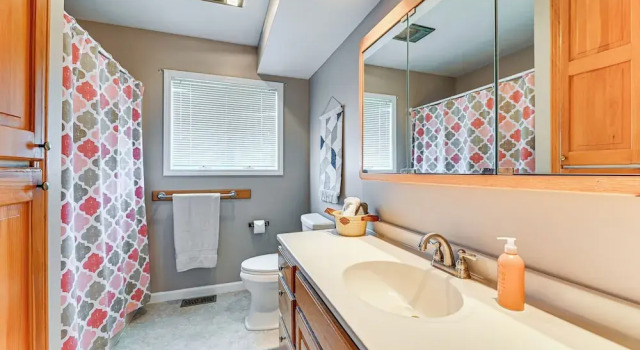 Коттедж Awesome Geneva Home w/ Patio Near Seneca Lake!