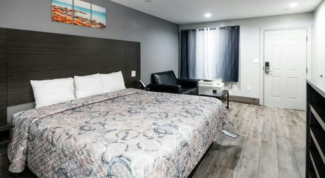 Downtowner Inns - Houston Downtown