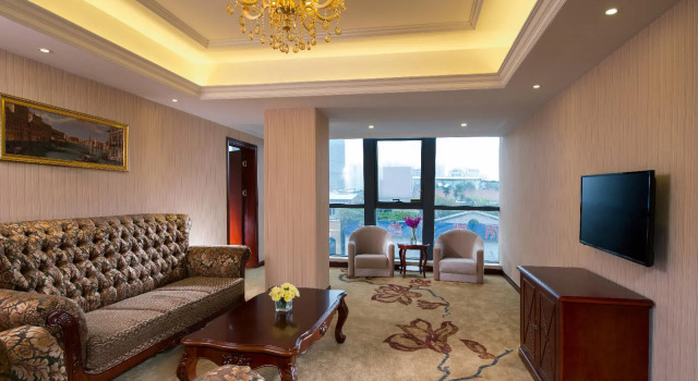 Vienna Hotel Shanghai Hongqiao Hub Jiading New City, Varaa Hotelli Jiading Shanghai