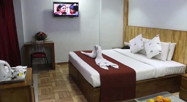 Sky Palace Hotel