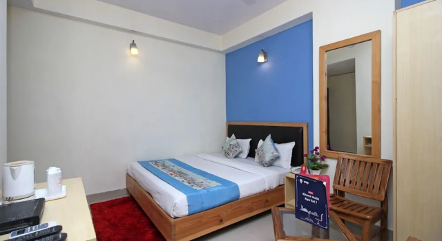 Двухместный номер Standard OYO 9046 Hotel Metro Star