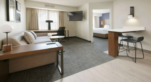 Четырёхместный люкс с 2 комнатами Sonesta ES Suites Fort Worth Fossil Creek