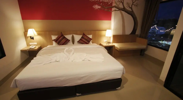Номер Deluxe с балконом Memo Suite Pattaya