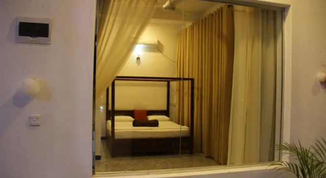 Номер Luxury Sunset View Beach Hotel
