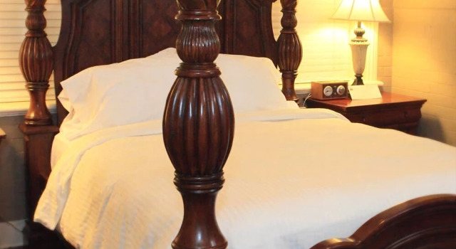 Dresser Palmer House, Забронировать Отель Отели Саванны с парковкой, рядом с Греческая православная церковь Святого Павла, Парковка