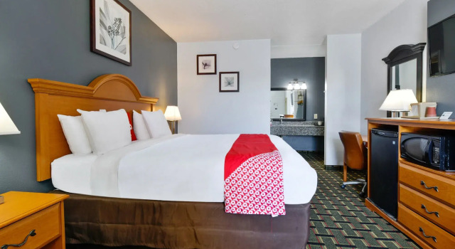 OYO Hotel Lake Park/Valdosta I-75, Exit 5, Book Hotel Lake Park Georgia