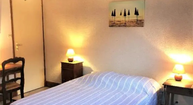 Maison 2 chambres avec espace extérieur privé et petit-déjeuner en supplément - fait-maison et produits locaux, Забронировать Отель Участки высадки Нормандии Нижняя Нормандия