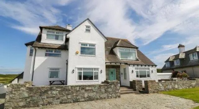Y Nyth, Book Feriehus Trearddur Bay Anglesey