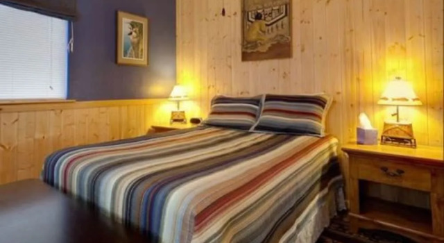 Sea Parrot Inn, Book Hotel Seldovia USA