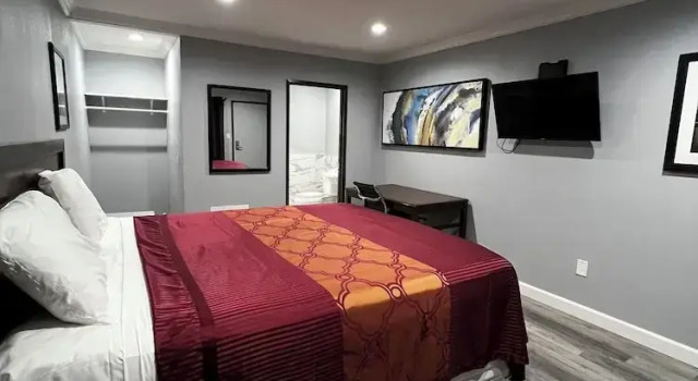 Номер Deluxe Aqua Inn Motel