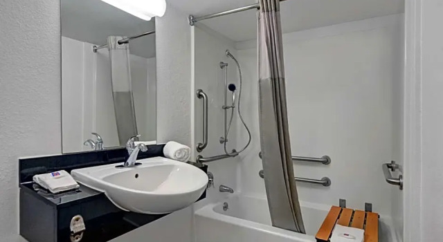 Номер Premium Motel 6-Cutler Bay, FL