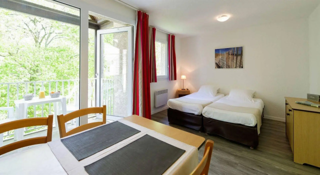 Hippotel, Rezervasyon Otel Picardy otoparklı oteller, Otopark