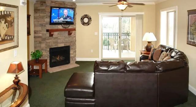 Summit Manor Condominiums