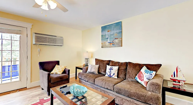 New 1br  W/ Water-view Deck 1 Bedroom Condo, Reserva ahora Hotel Edgecomb Maine