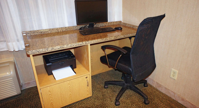 La Quinta Inn & Suites Tampa Brandon West, Boek Hotel Brandon Florida