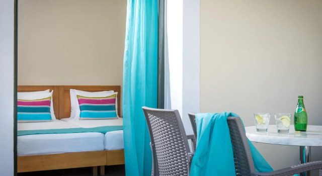 Kristalli Hotel Apartments
