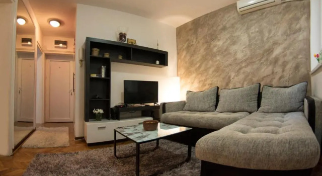 White Night City Center Apartman, Забронировать Апартаменты/квартира Отели в центре Белграда, в центре