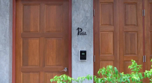 Petit Hostel