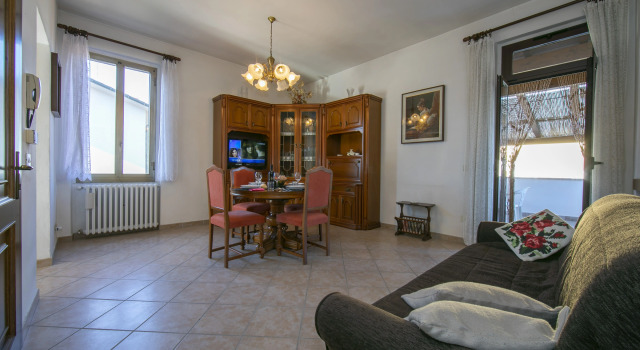 Casa Amabile With Pool, Prenota Hotel Leggiuno Lombardia