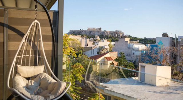 Люкс с балконом Raise Acropolis View Suites