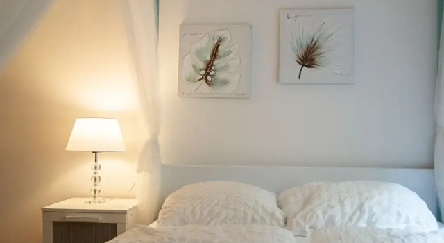 Timeless 2BR Near Downtown, Rezerwuj Apartament Hotele w Wiedeń z parkingiem, Parking