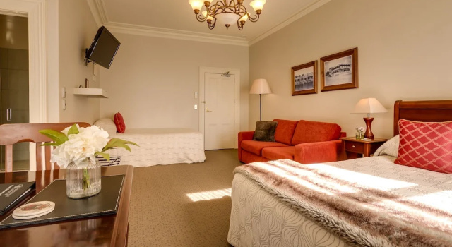 Семейный люкс Merivale Manor