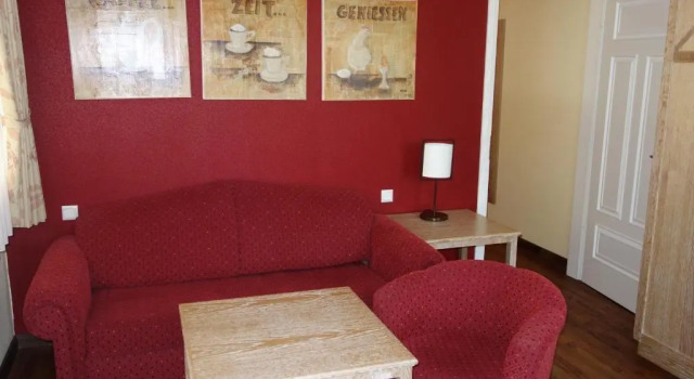 Dreimädelhaus - Haus Oerdekenbrück, Varaa Hotelli Kirchseelte Ala-Saksi