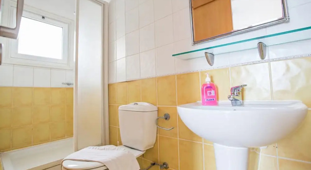 Вилла с 4 комнатами с балконом Luxury Villa in Cyprus near Beach, Protaras Villa 1267