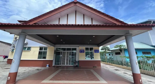 SL Guesthouse Kuantan, Pahang, Rezerwuj Pensjonat Hotele w Kuantan z parkingiem, Parking