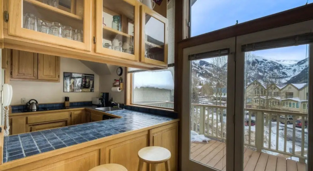 Семейный номер Standard с 3 комнатами Plunge H 3 Bedroom Condo By Accommodations in Telluride