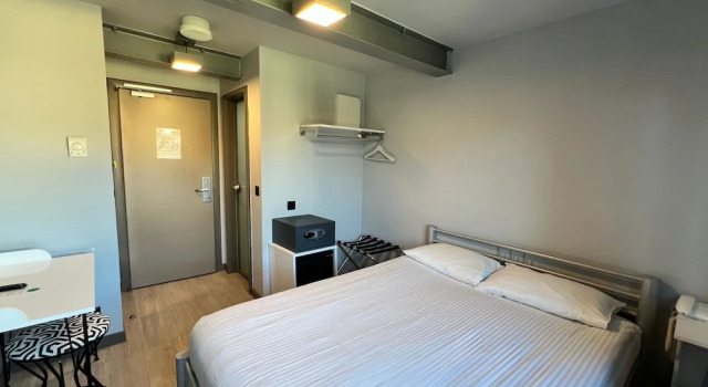 Одноместный номер Economy Eresin Hotels Express