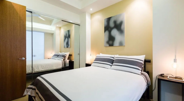 GEM, 1BDR Melbourne Apartment, Забронировать Апартаменты/квартира Мельбурн Melbourne Region, рядом с Australian Institute of Management