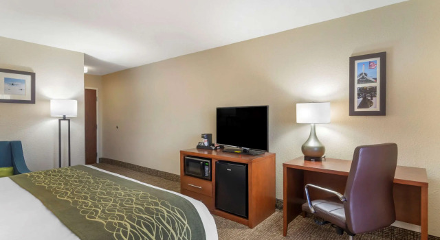 Двухместный номер Standard Comfort Inn & Suites - near Robins Air Force Base Main Gate